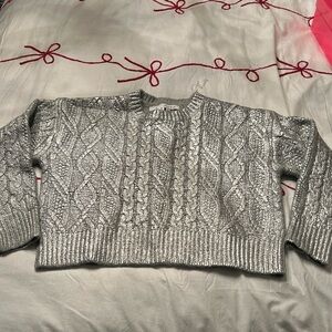 Hooked Up cropped silver cable knit sweater - NWT!